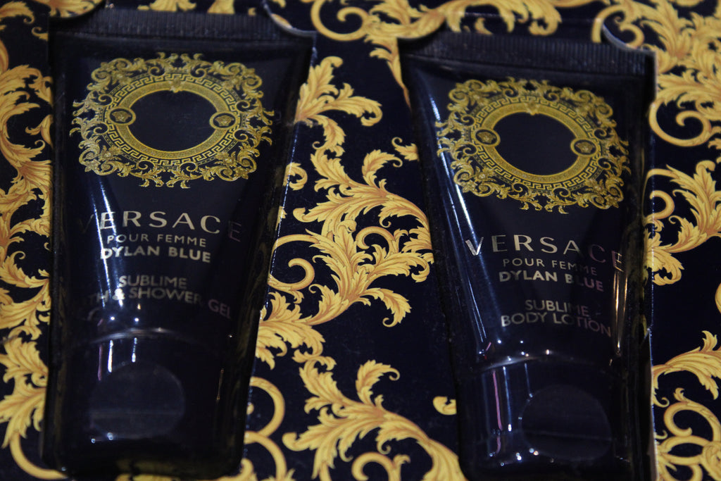 Versace Dylan Blue Pour Femme Eau de Parfum Gift Set