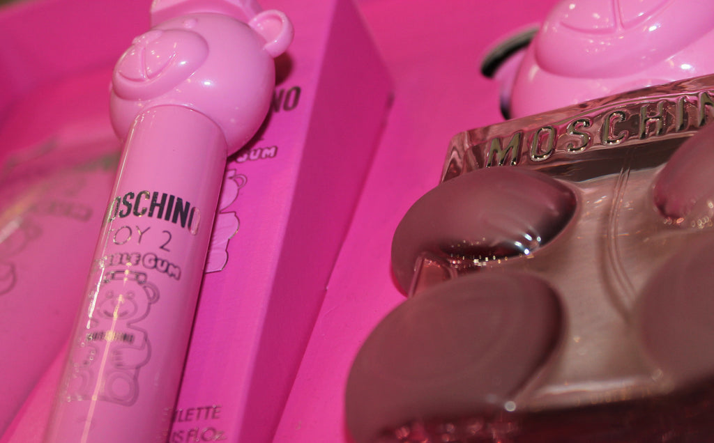Moschino Toy 2 Bubble Gum Gift Set for Ladies