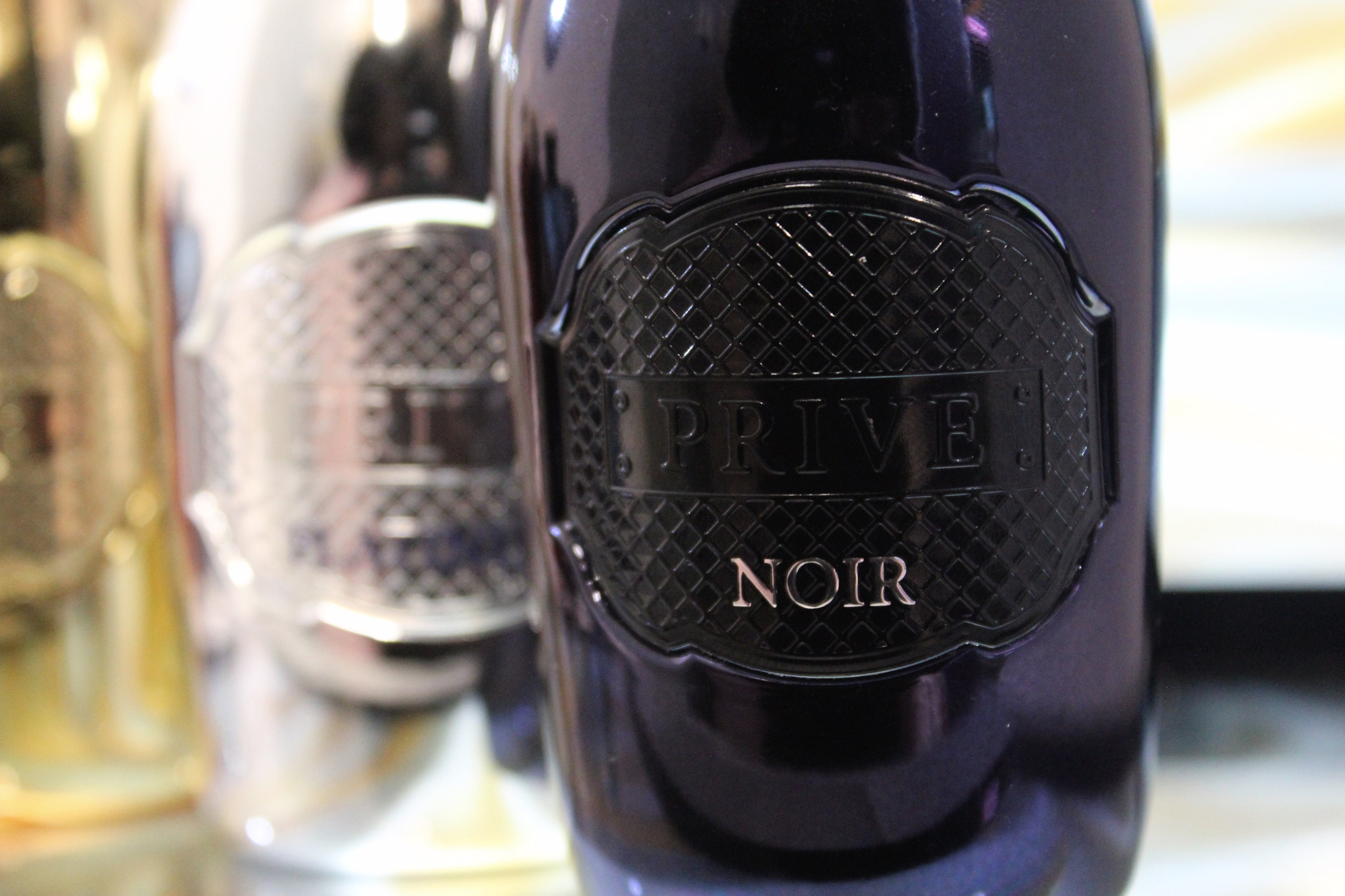 Prive Noir/ Platinum/ Oros