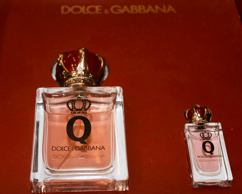 Dolce & Gabbana Q Eau de Parfum 1.7 oz & 0.17 oz Mini Gift Set