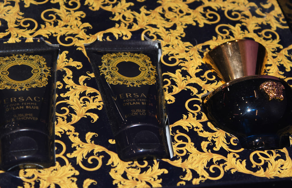 Versace Dylan Blue Pour Femme Eau de Parfum Gift Set